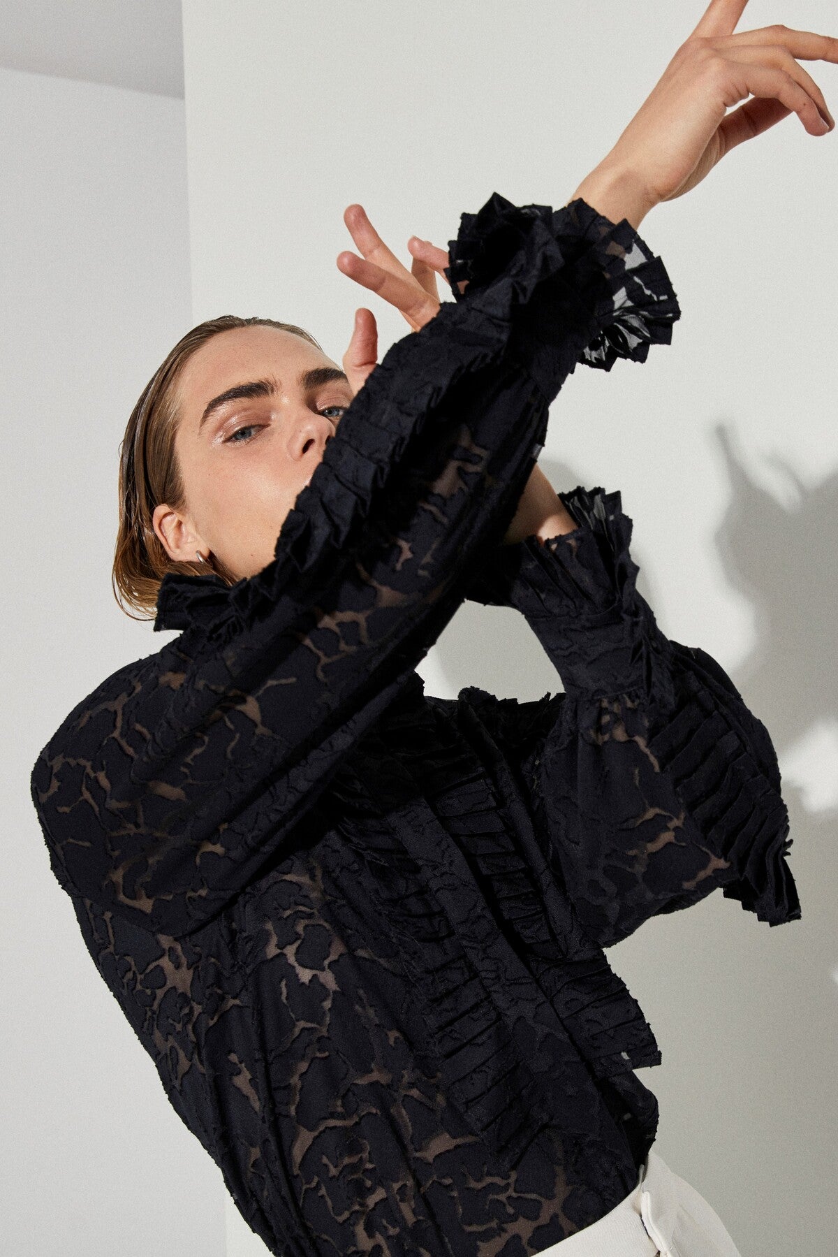 CMVALLIS - SHIRT WITH PATTERN IN BLACK