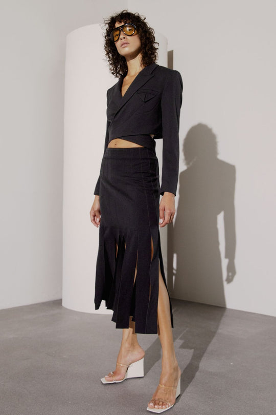 CMTailor - bijgesneden blazer in zwart