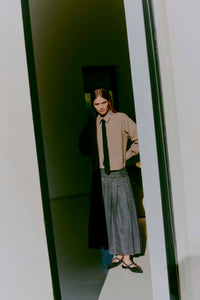 Cmblur - kort shirt met logo -details in beige