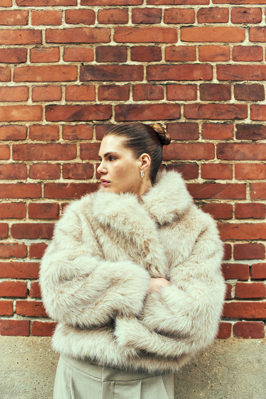 Cmplushy - faux bontjack in beige