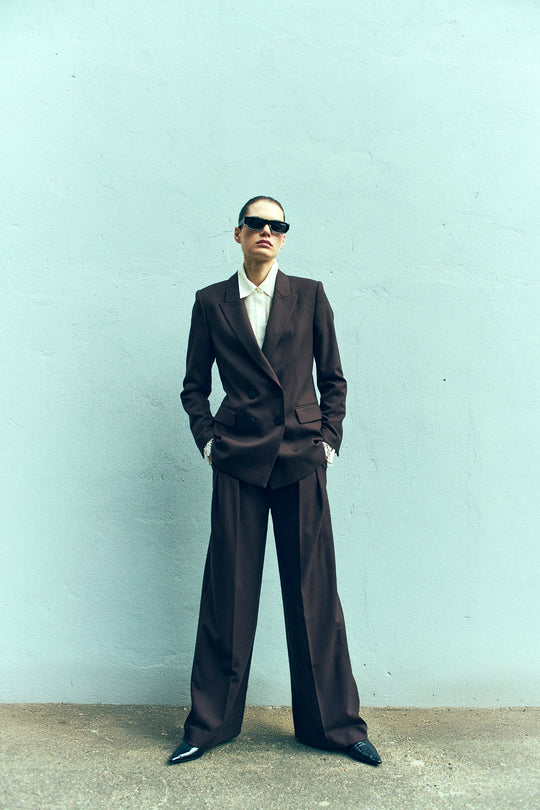 CMTAILOR - HIGH-WAISTED PANTS IN BROWN