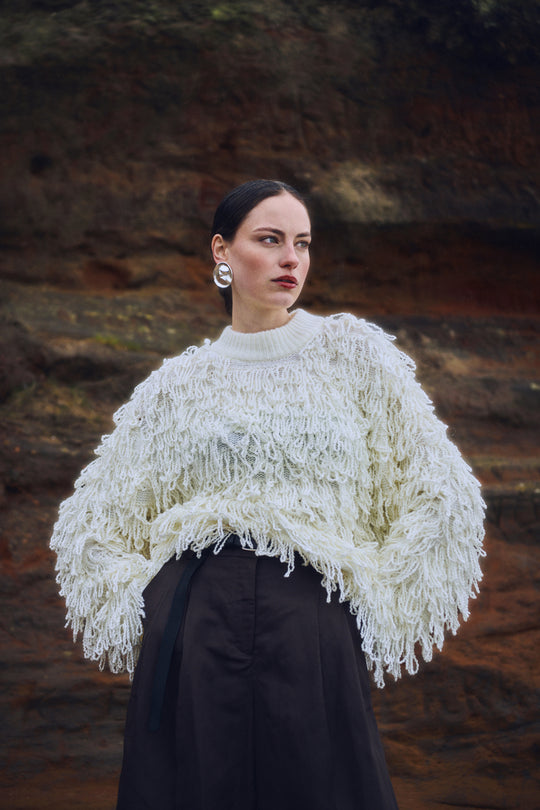 CMPINAR – FRINGED PULLOVER IN WHITE