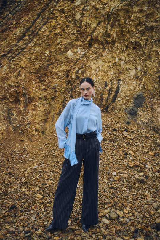 CMCATHARINA – PANTS WITH DOUBLE BELT IN GREY AND WHITE