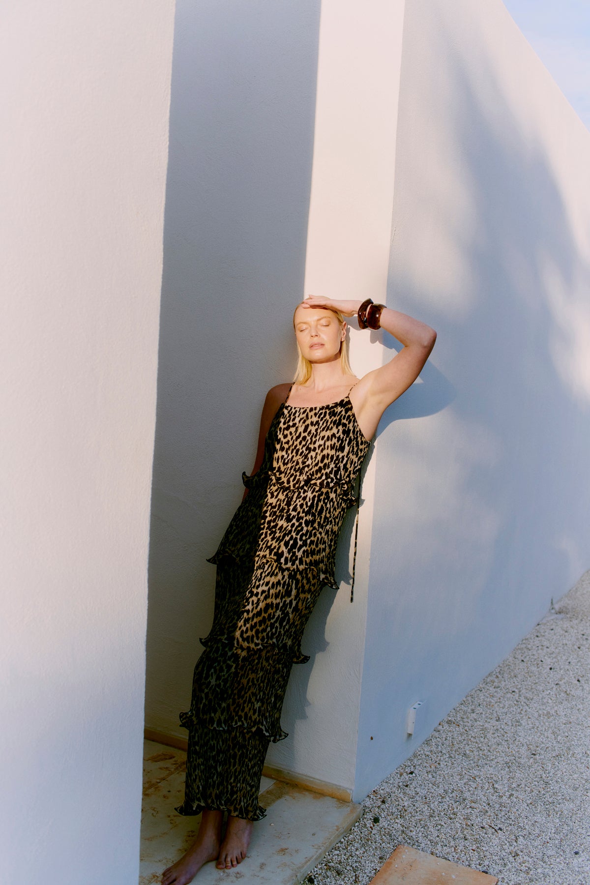 Cmkira - geplooide jurk met ruches in luipaard