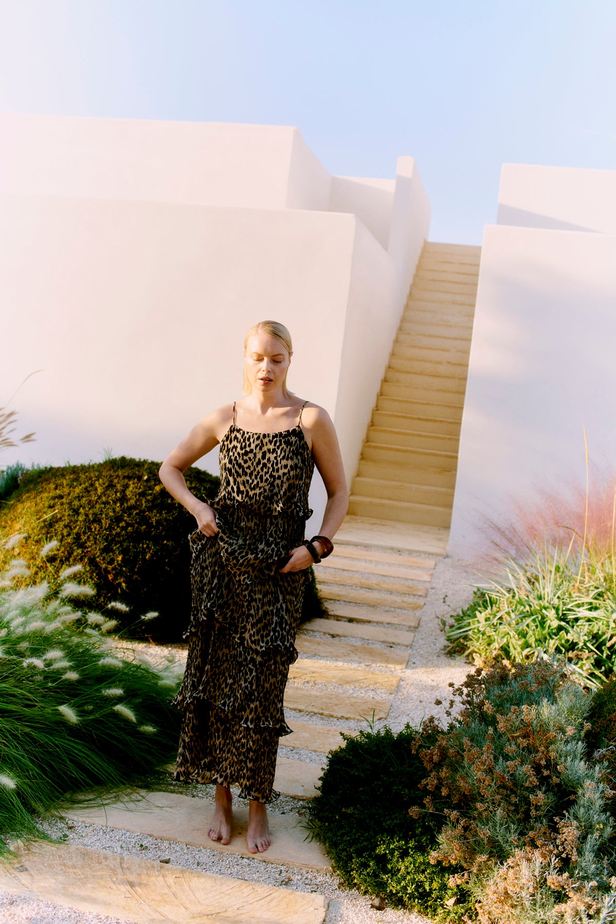 Cmkira - geplooide jurk met ruches in luipaard