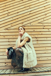 Cmplushy - faux bont vest in beige