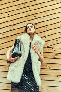 Cmplushy - faux bont vest in beige