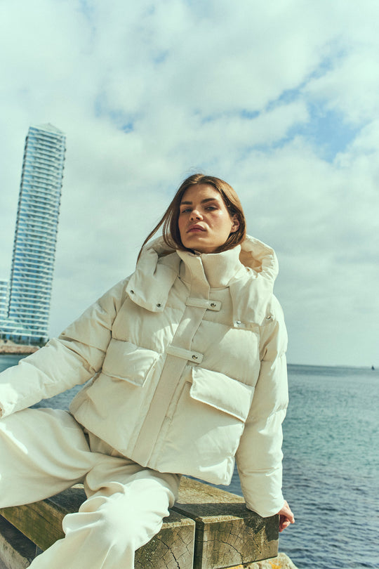 CMCICCO - Down jas met kap in gebroken wit