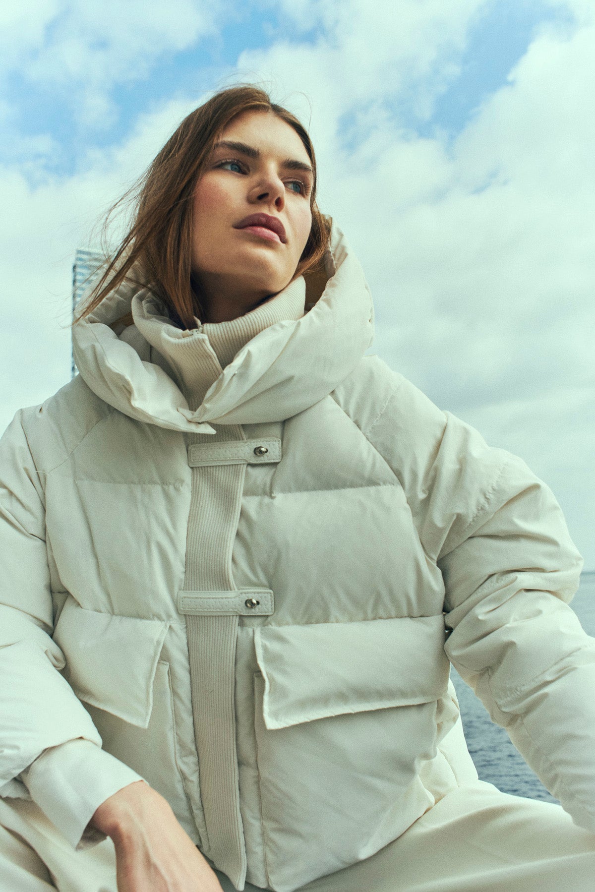 CMCICCO - DOWN JACKET WITH HOOD IN OFF-WHITE