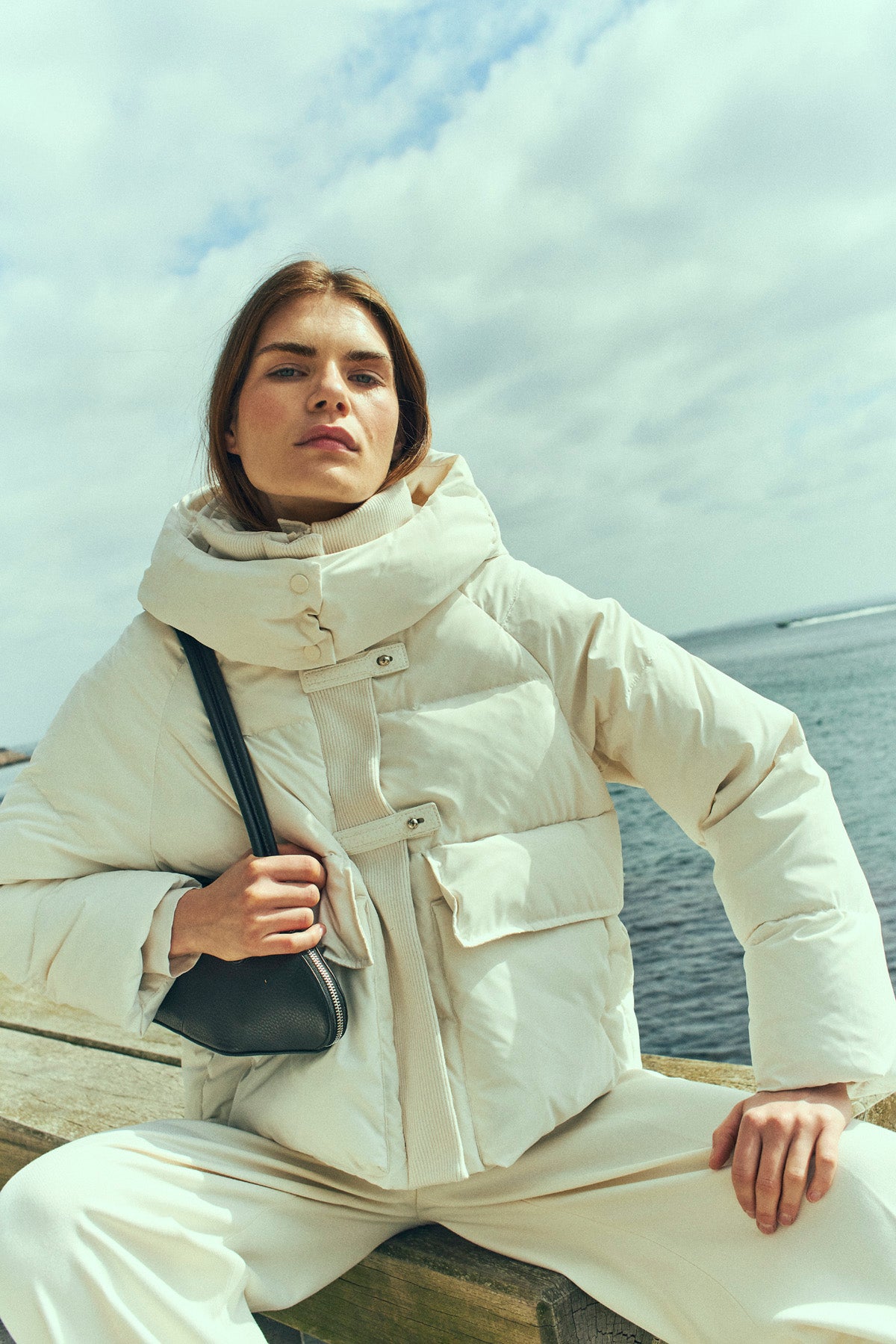 CMCICCO - DOWN JACKET WITH HOOD IN OFF-WHITE