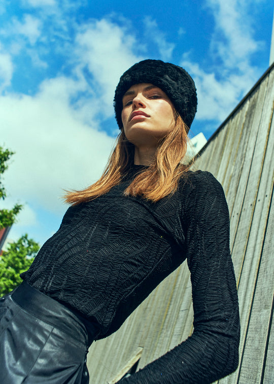 CMJERI - BLOUSE IN BLACK