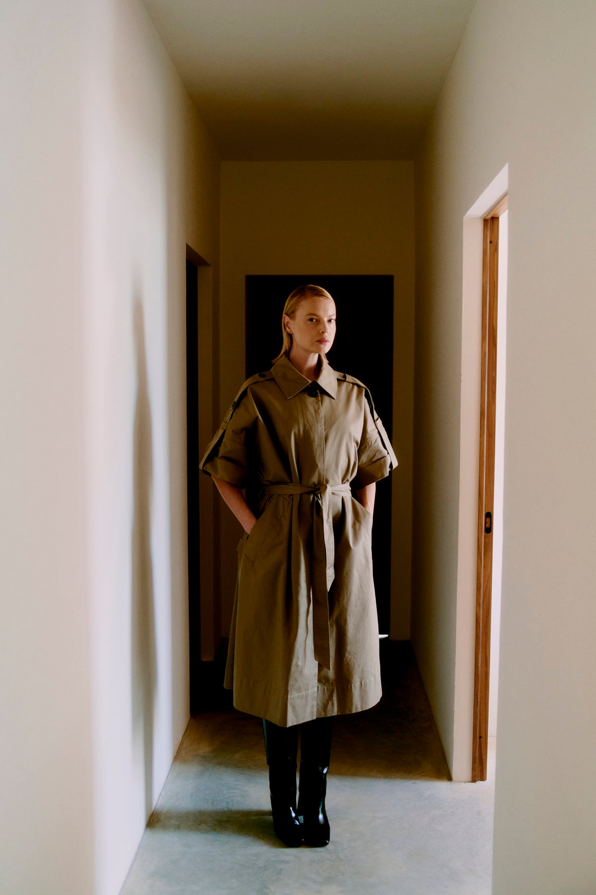 Cmflot - trenchcoat in beige
