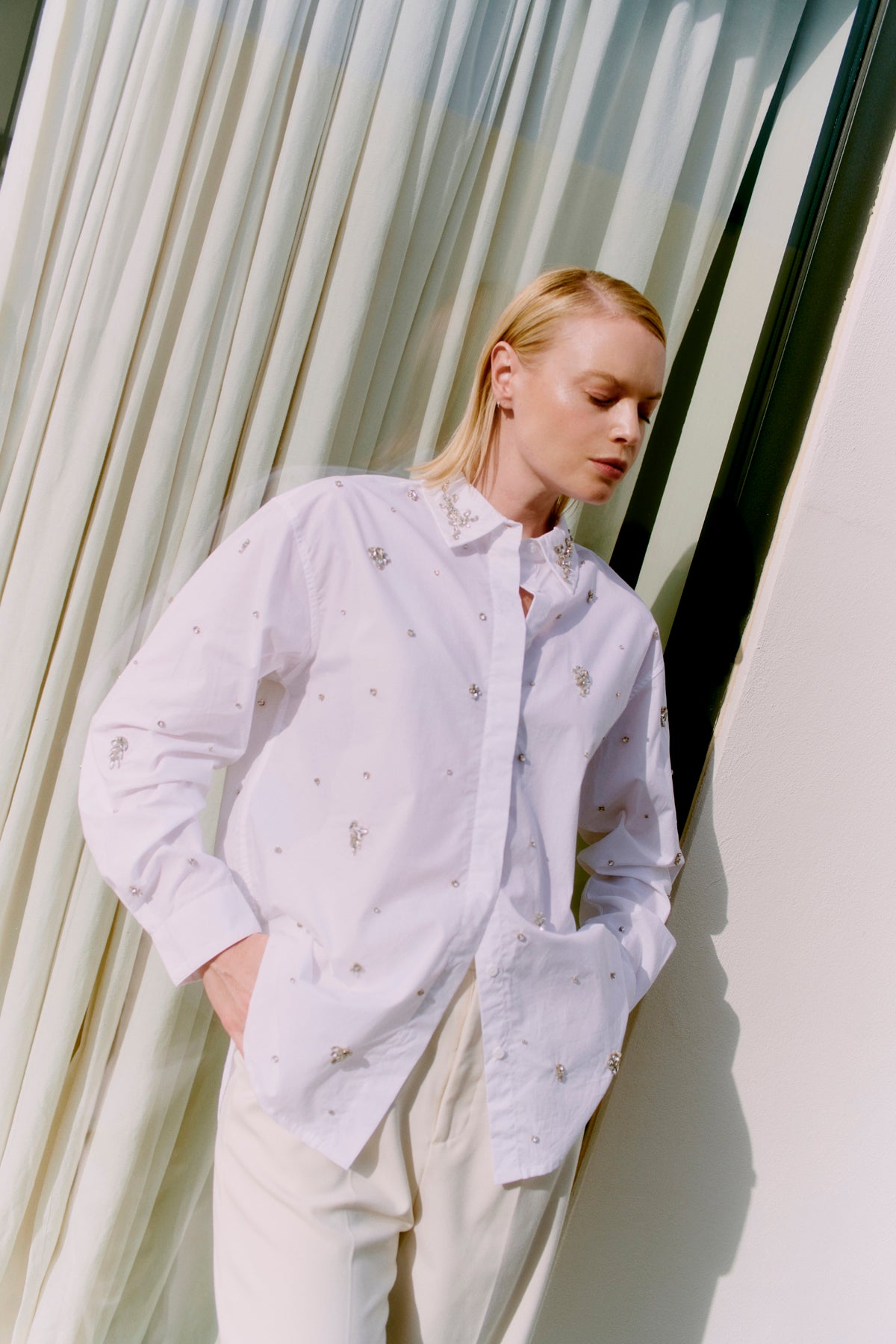 CMVATAN - SHIRT WITH RHINESTONES IN WHITE