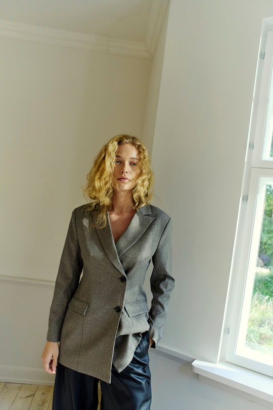 CMTARA - BLAZER IN BROWN