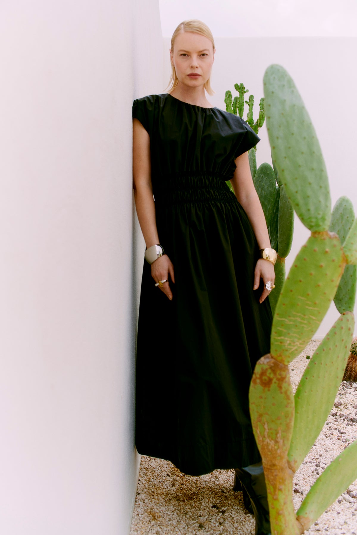 CMCRIPS - DRESS WITH SMOCK IN BLACK