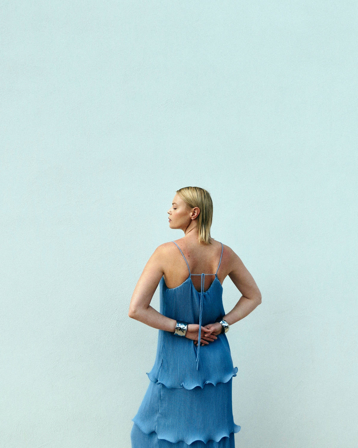 Cmkira - geplooide jurk in blauw