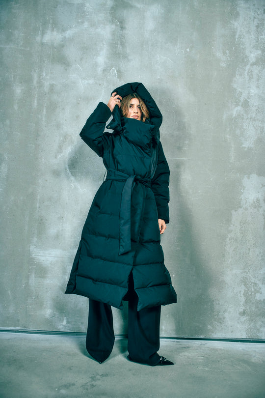 Cmmicco - Down Coat in zwart