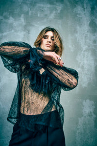 CMMARTA - BLOUSE WITH LACE AND RUFFLES IN BLACK