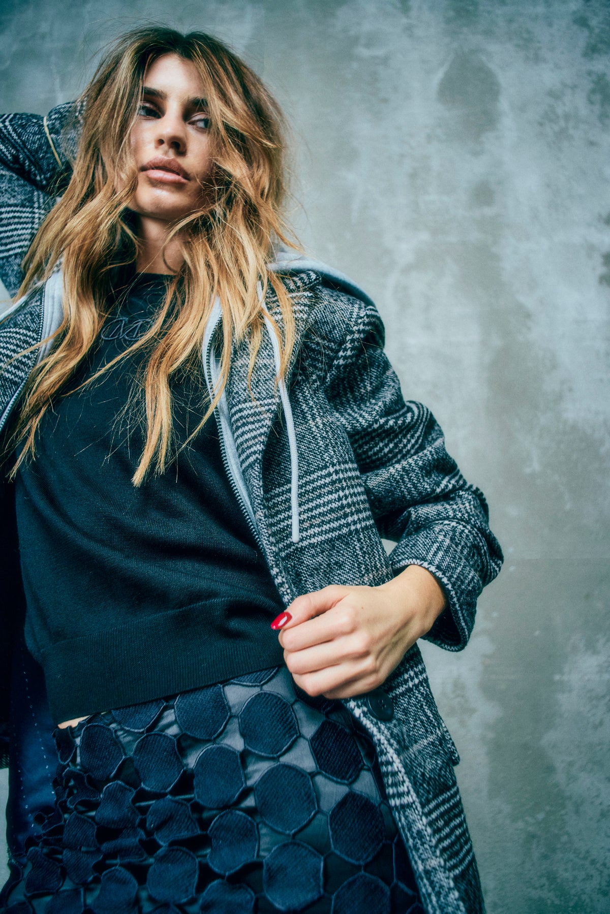 Cmhoodie - jas met afneembare kap in zwart en gebroken wit