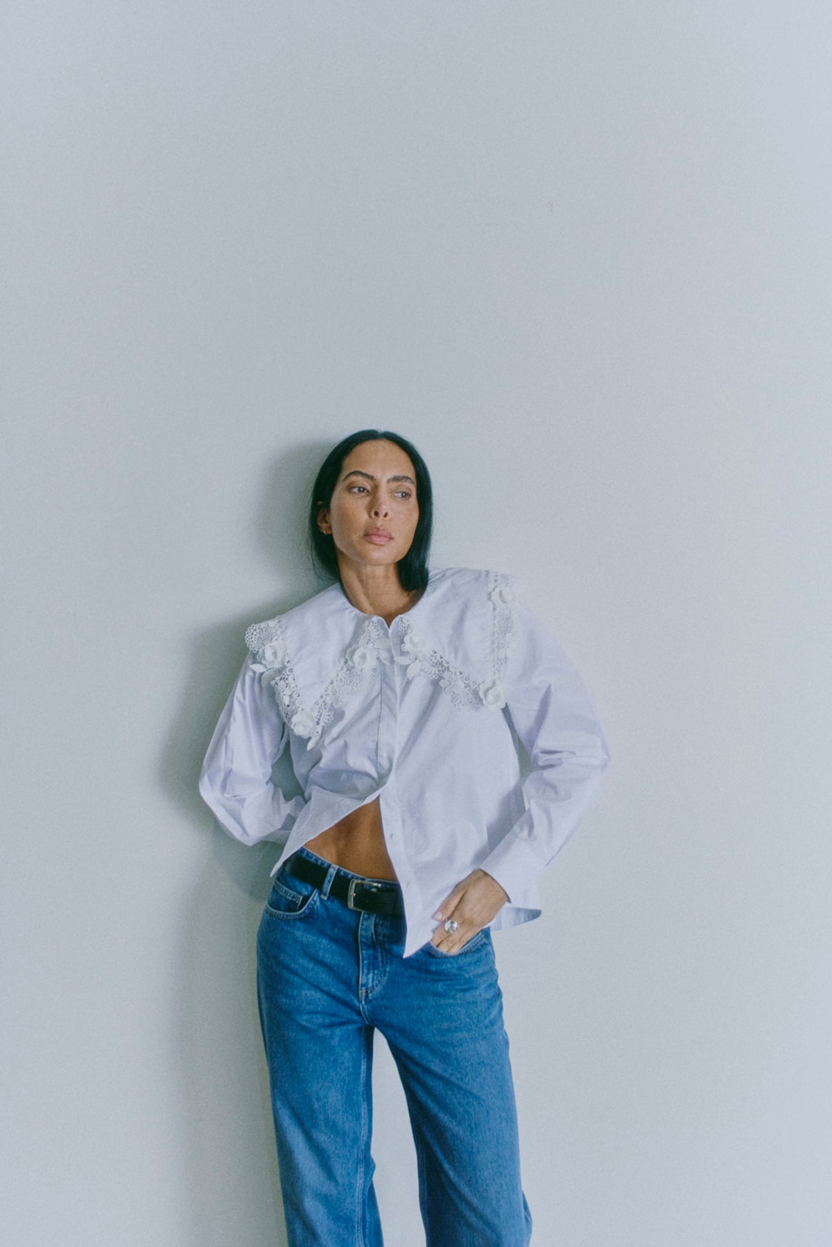 CMSHIRLEY - SHIRT WITH FLORAL DETAILS IN WHITE