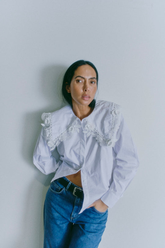 CMSHIRLEY - SHIRT WITH FLORAL DETAILS IN WHITE