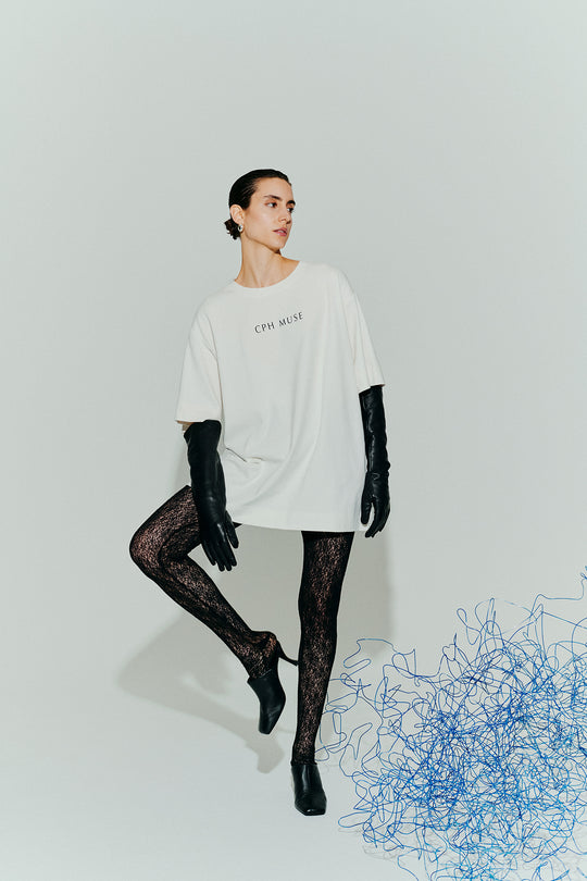 CMMUSE - OVERSIZE T-SHIRT IN WHITE