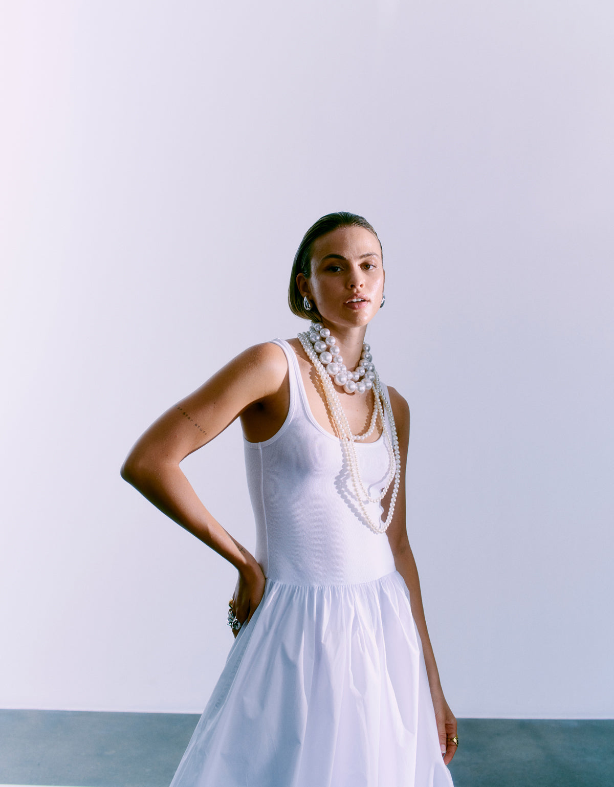 CMSIV - Jurk met balloneffect in het wit