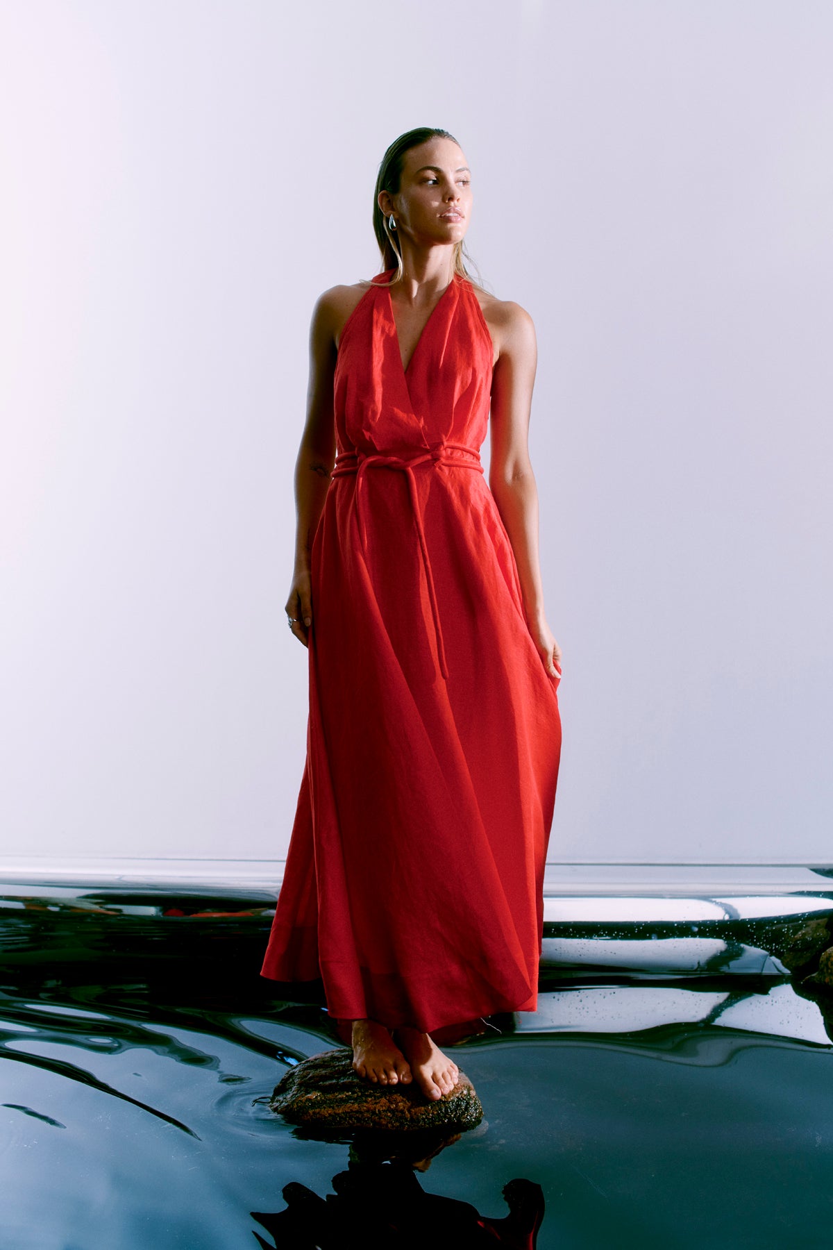 Cmnatuli - jurk met halterneck in rood