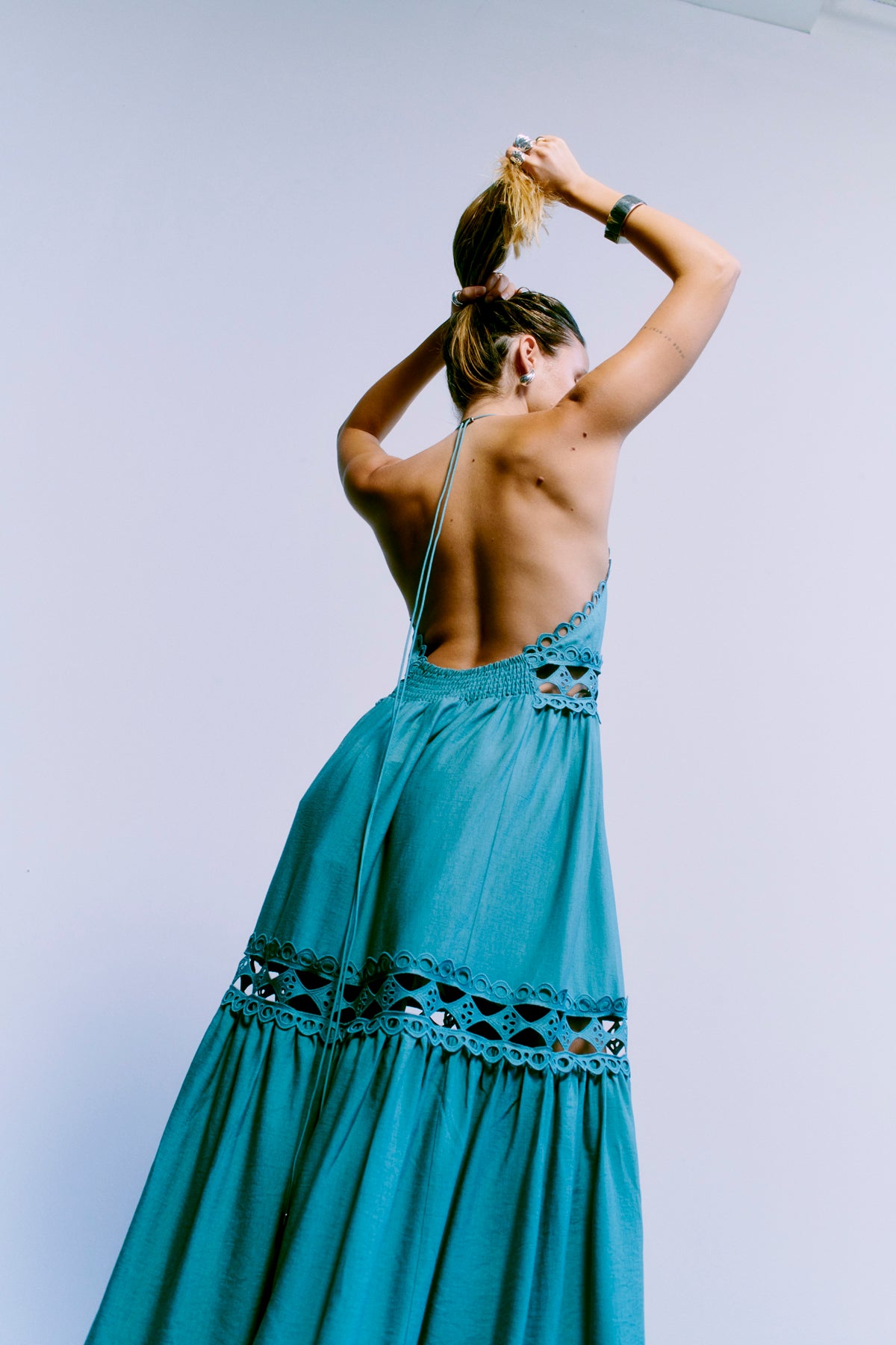 Cmasleah-jurk met snij-en-sew kant in blauw