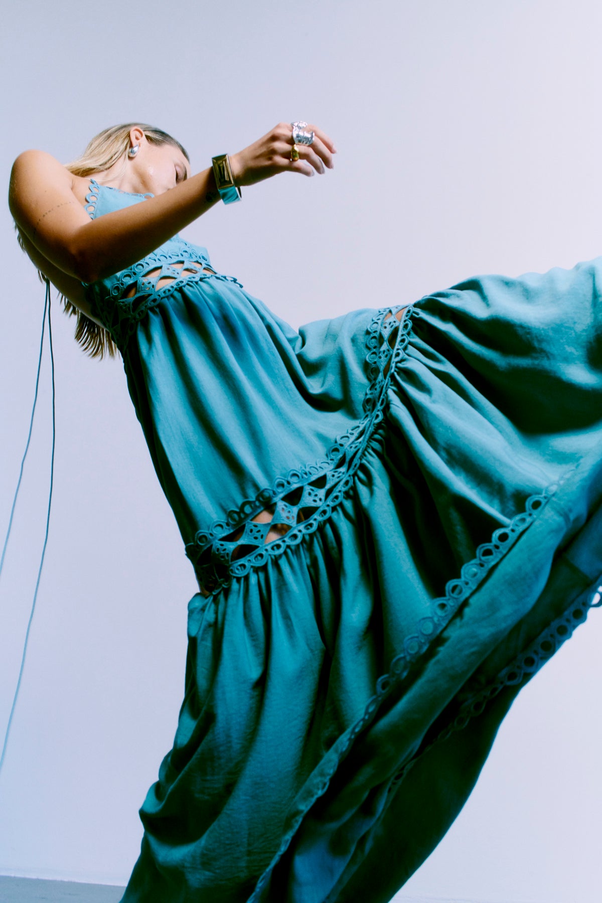 Cmasleah-jurk met snij-en-sew kant in blauw