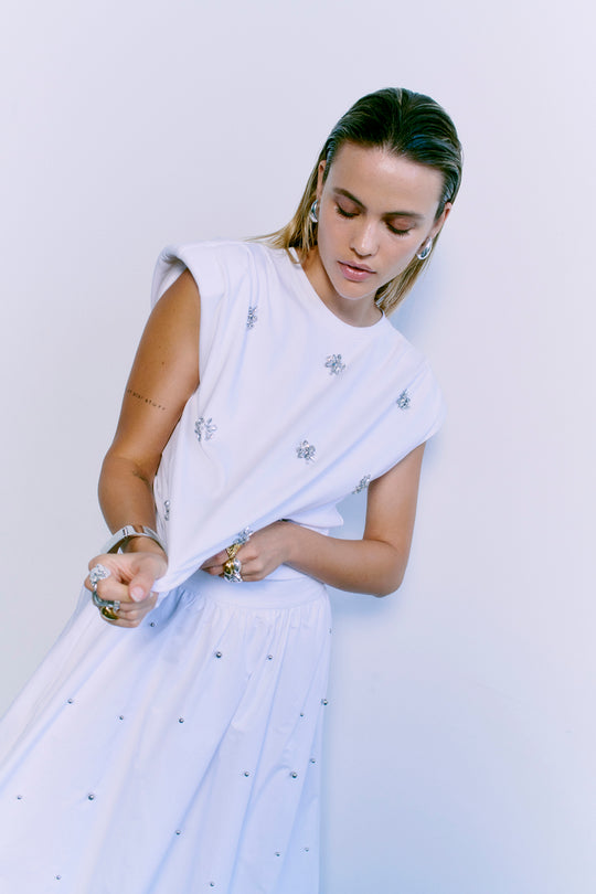 CMMUSE - T -shirt met steentjes in het wit