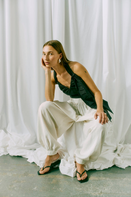 CMTENLEY - BALLOON PANTS IN WHITE