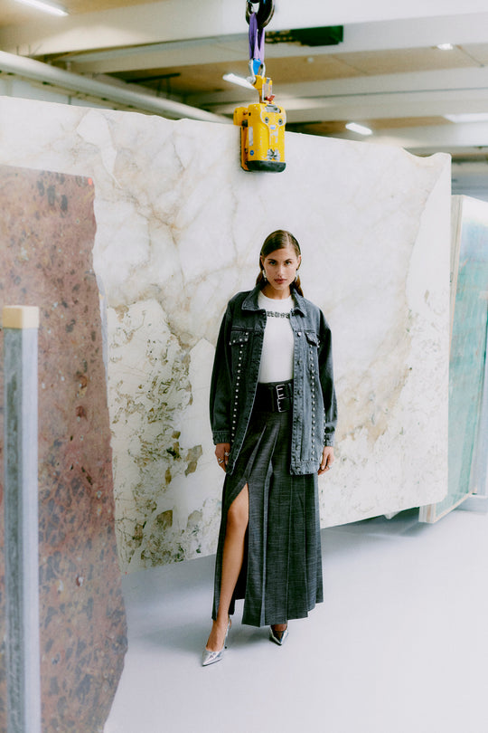 Cmcharlee - lange spijkerjasje met strass in grijs