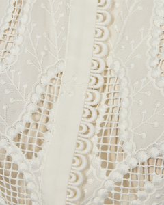 CMBOTRA - SHIRT WITH HOLE-PATTERN IN WHITE,OFF-WHITE