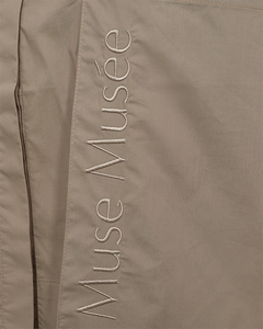 Cmblur - kort shirt met logo -details in beige