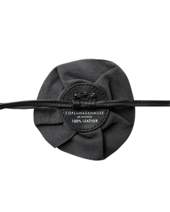CMROYAL - ROSE IN BLACK