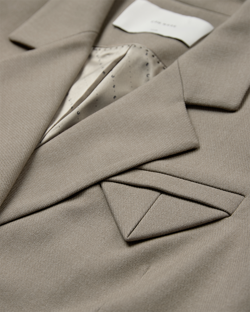 CMTailor - Short -Taistcoat in zand