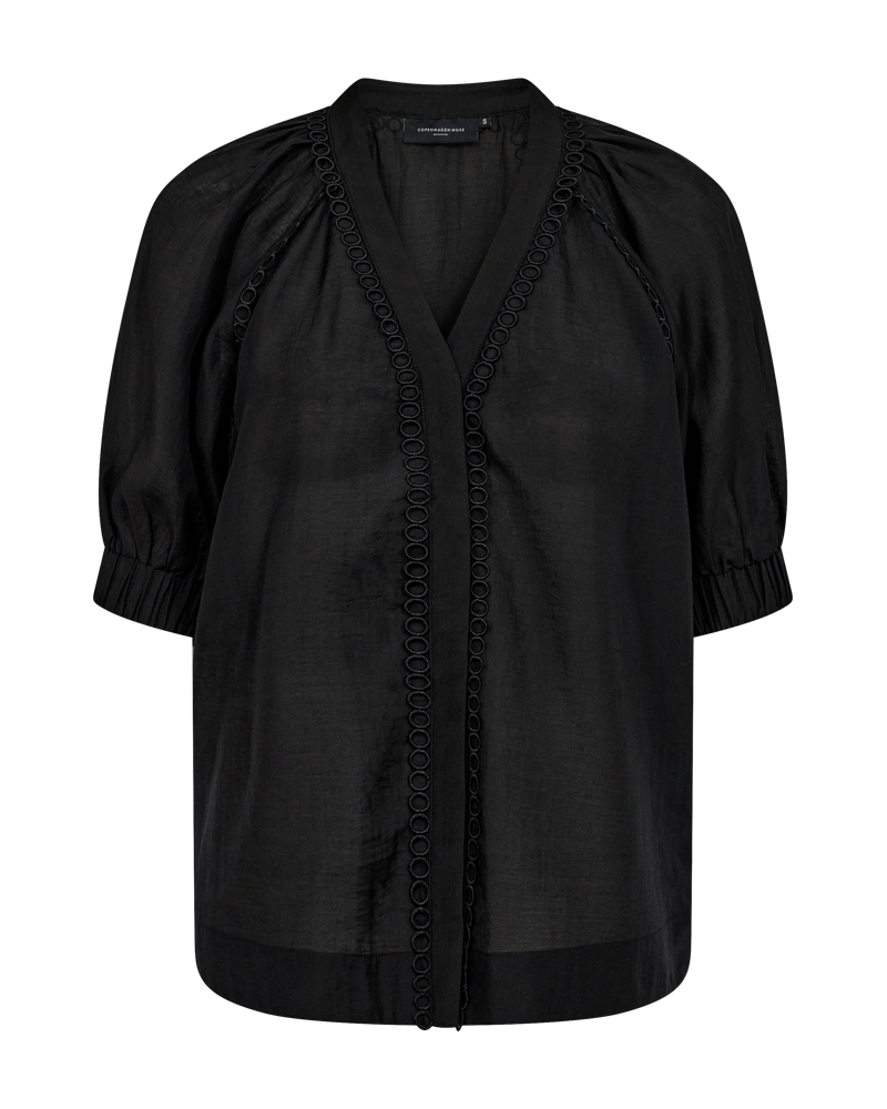 CMMOLLY - SHIRT IN BLACK