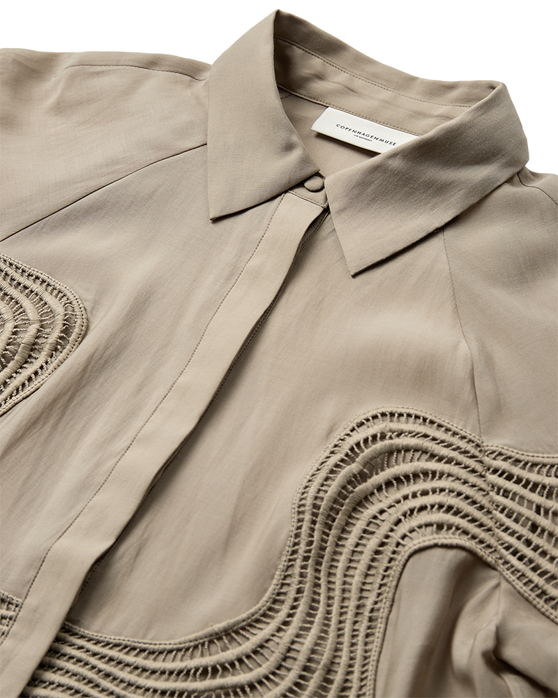 CMMOLLY - SHIRT WITH LACES IN BEIGE