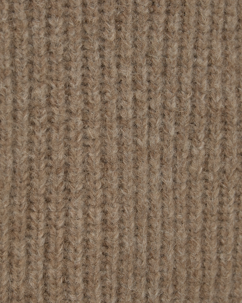 CMANDREA - RIBBED PULLOVER IN BEIGE