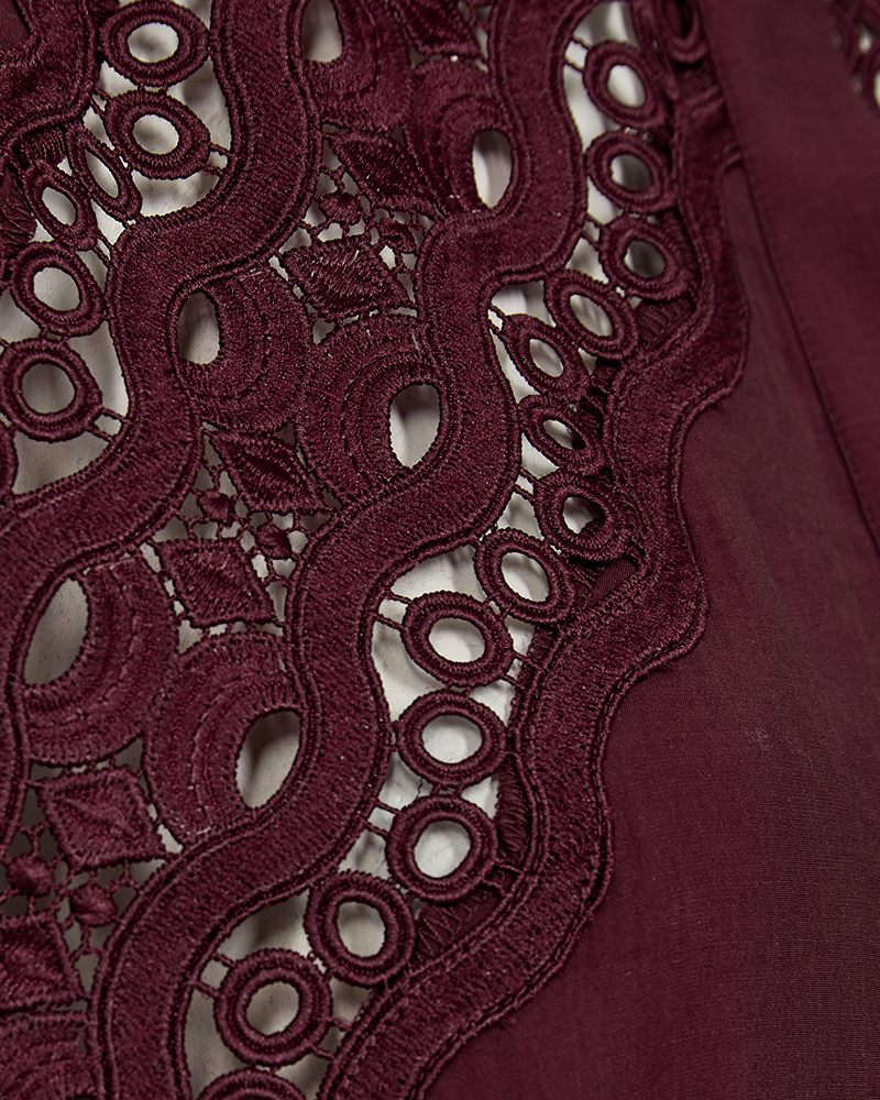 CMMOLLY - LACE SHIRT IN RED