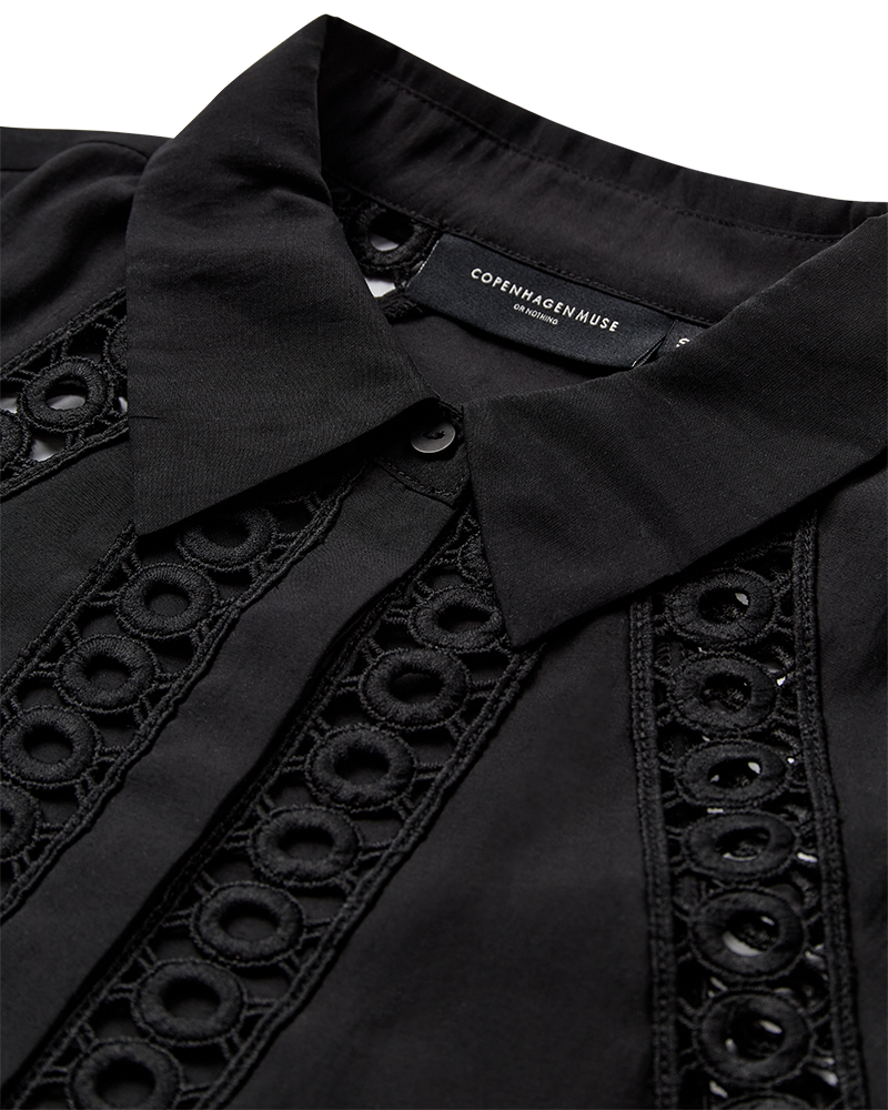 CMMOLLY - SHIRT WITH LACES IN BLACK