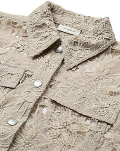 Cmlacey - jas met veters in beige