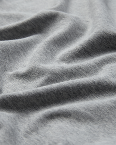 CMMUSE - T-SHIRT IN GREY