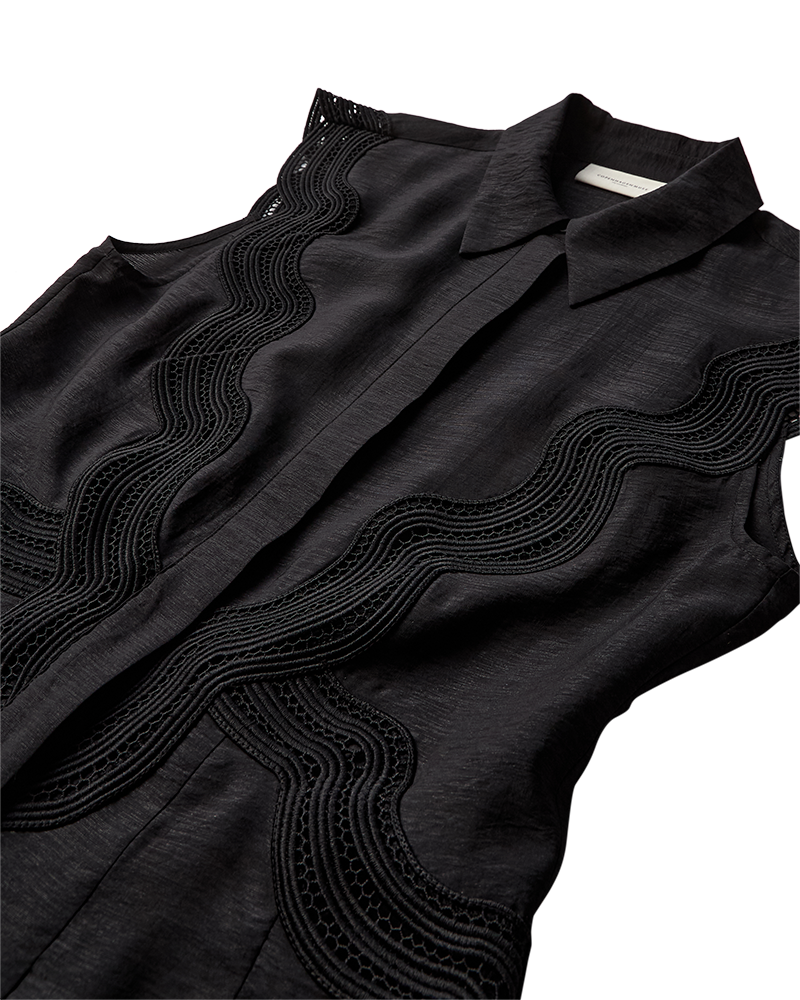 CMCOLE - FITTED DRESS WITH CUTOUT LACE IN BLACK