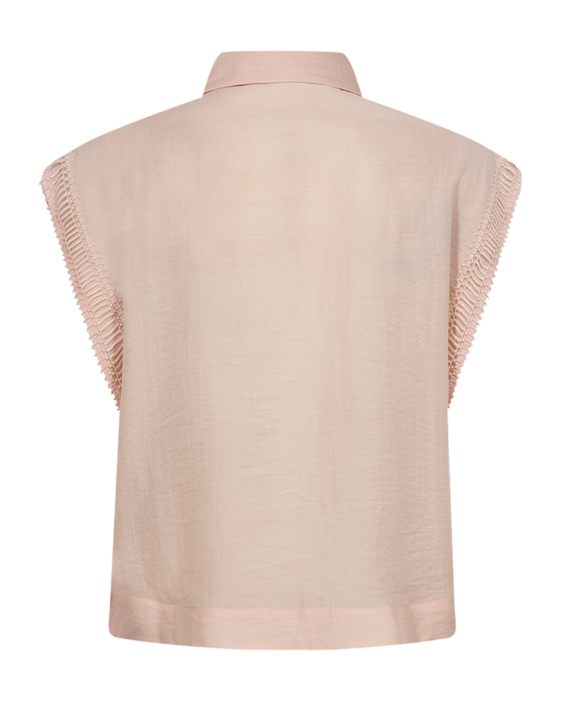 CMMOLLY - SHIRT WITH CUT-AND-SEW LACE IN POWDER