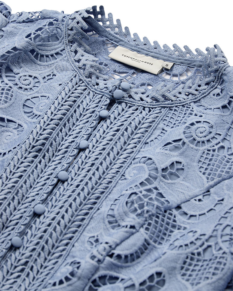 CMLANLY - DRESS WITH LACES IN BLUE