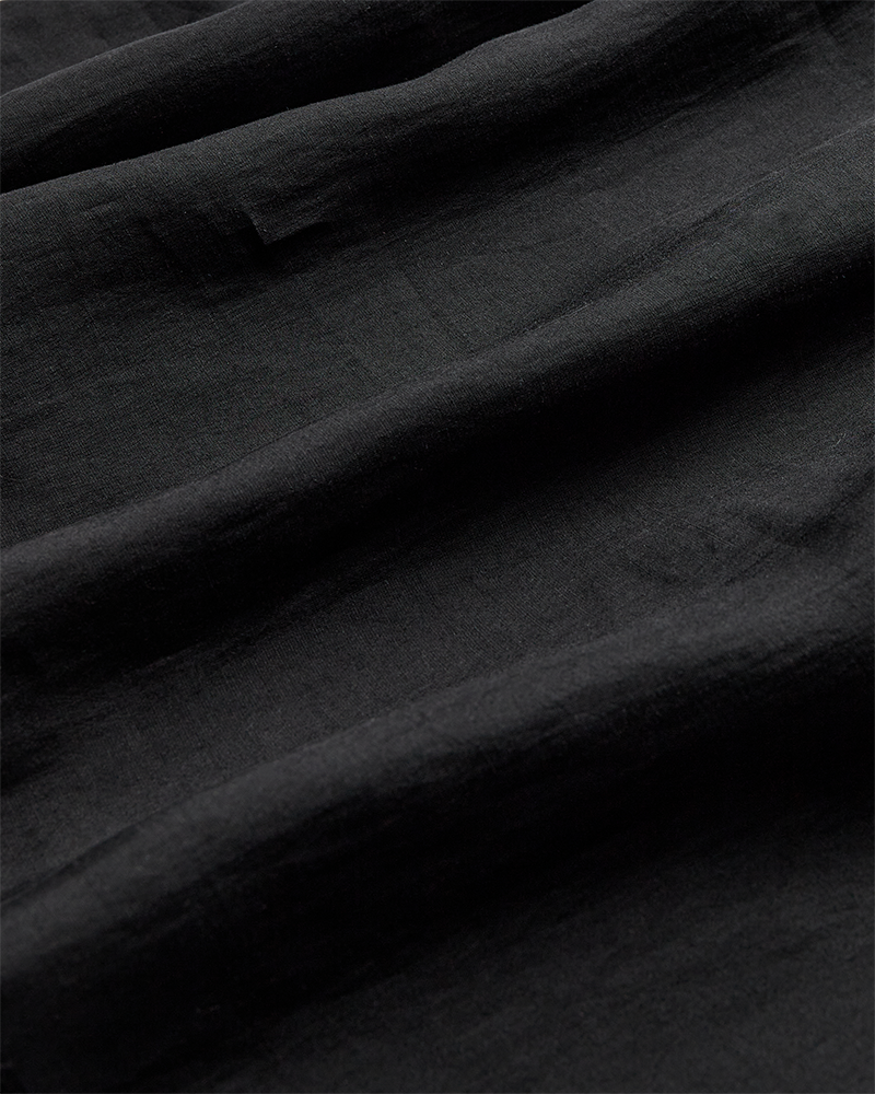 CMMOLLY - SHIRT WITH LACE AND HAND-STITCHED FLOWERS IN BLACK