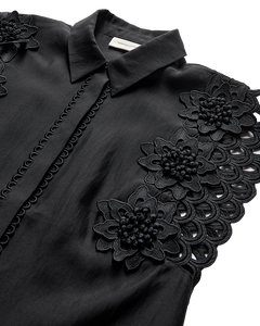 CMMOLLY - SHIRT WITH LACE AND HAND-STITCHED FLOWERS IN BLACK