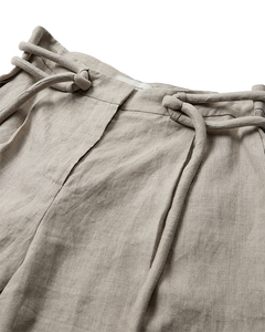 Cmnatuli - linnen shorts met trekkoorddetails in beige